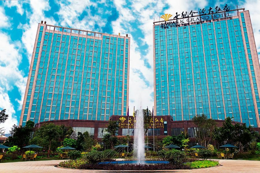 Empark Grand Hotel Xishuangbanna Цзінхун Екстер'єр фото